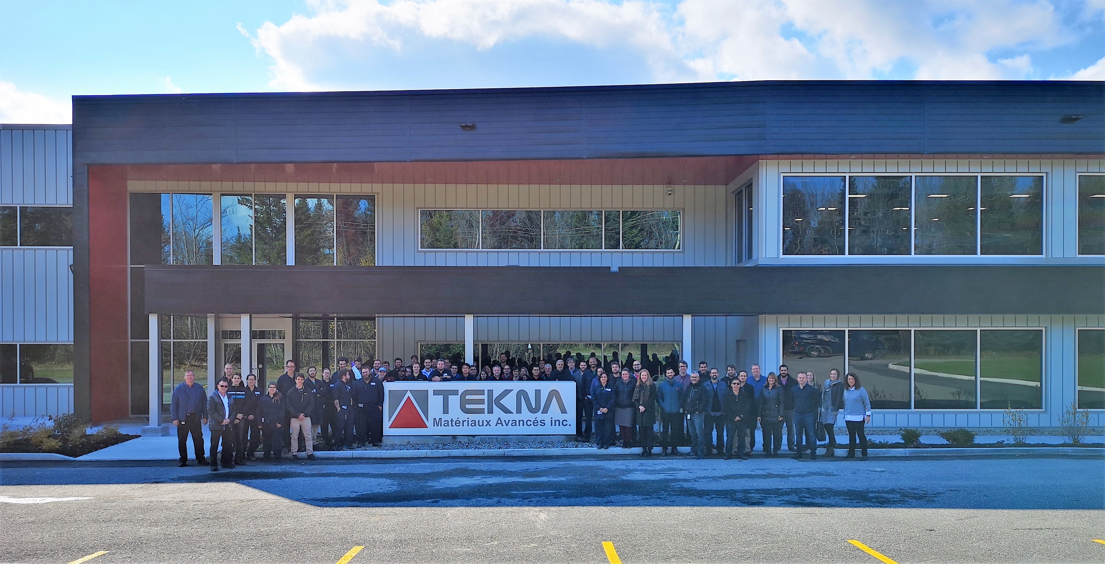 Tekna inaugure l'expansion de son usine de production de poudres métalliques.